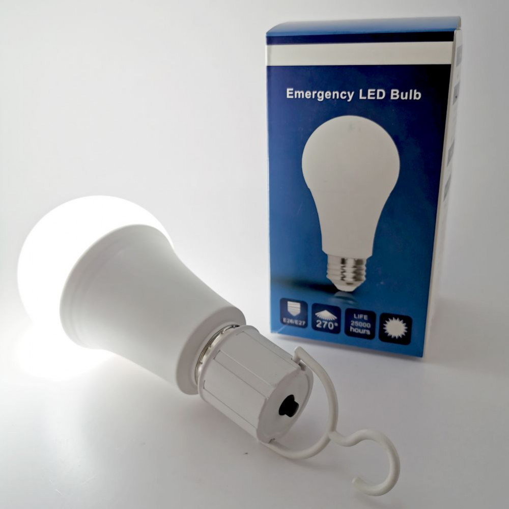 Ampoule Rechargeable Usb-C Ampoule Led E27 Super Lumineux